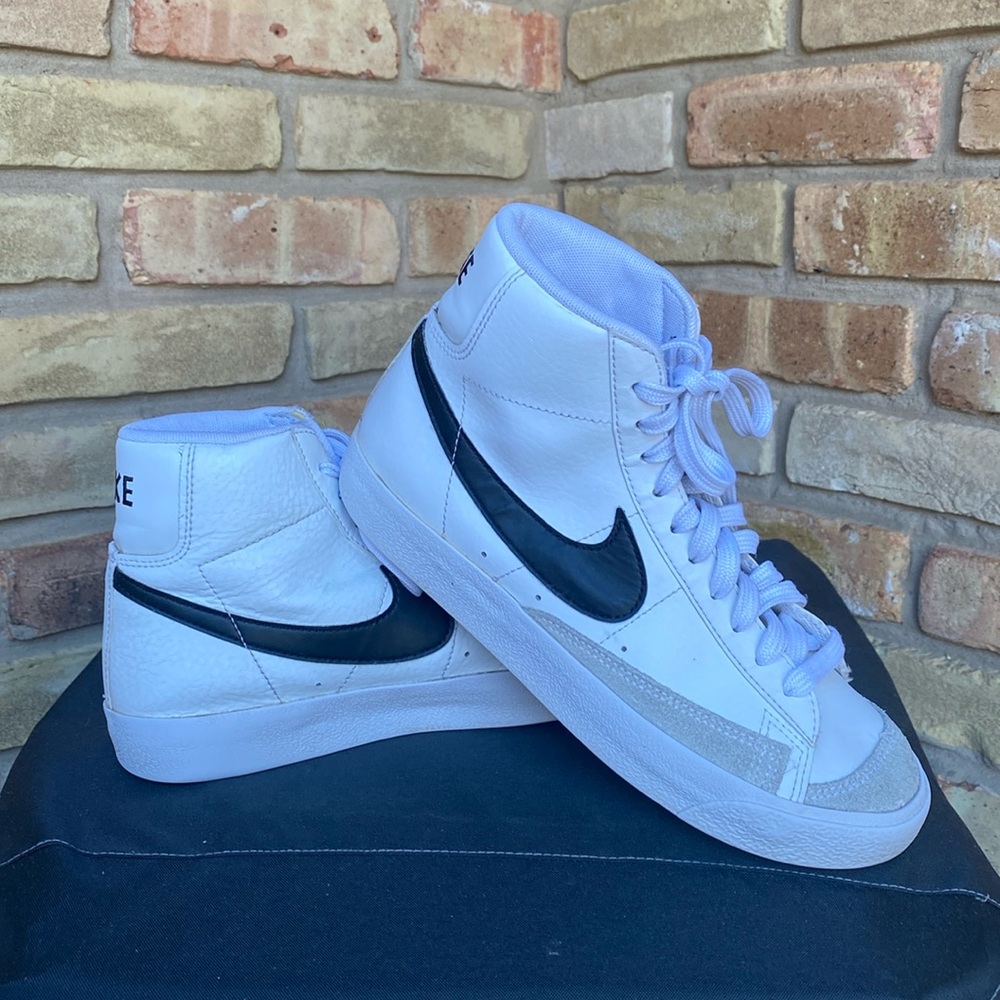 Nike Blazer Mid black youth 5.5Ybig kid